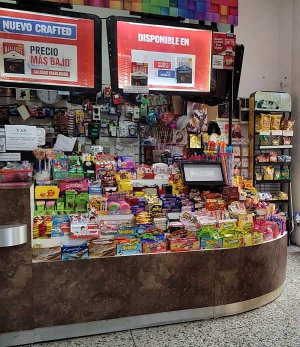 Argentina (Quilmes), Tienda de conveniencia