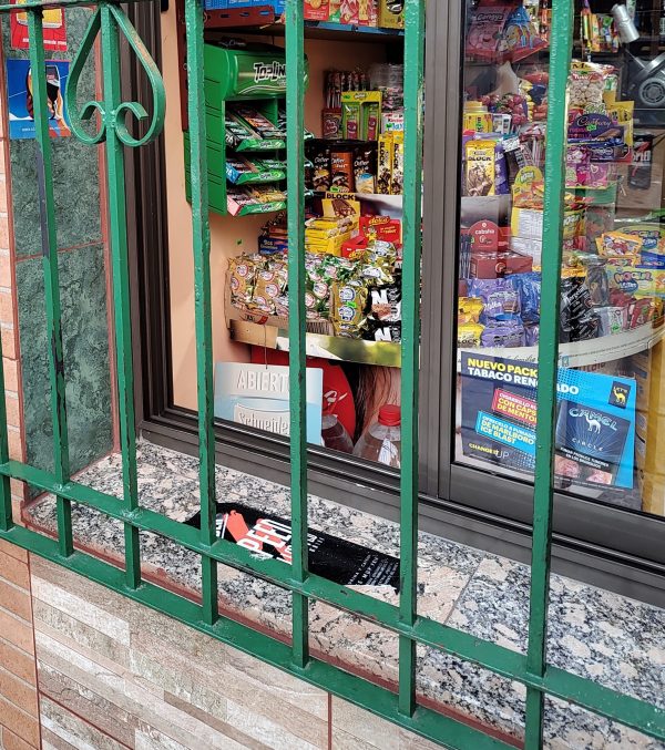 Argentina (Quilmes), Kiosco